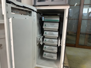 Cajero automático Seguridad de grado bancario Soporte multilingüe Disponibilidad OEM para retiro de efectivo - Product Image 5