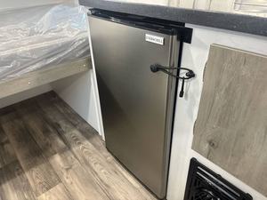 ใช้2025 T-R-A-V-E-L L L L-I-T-E R-O-V-E L-I-T-E 16R-B - Product Image 5