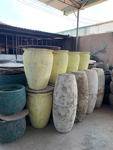 Poterie en céramique extérieure de grande taille d'artisanat du Vietnam pour la maison et le jardin emballage personnalisé - Product Image 4