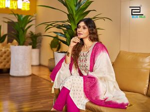 Prêt à Porter Reyon Broderie Ethnique Kurti Paire avec Imprimé Travail Indien & Pakistanais Vêtements Salwar Kameez - Product Image 2