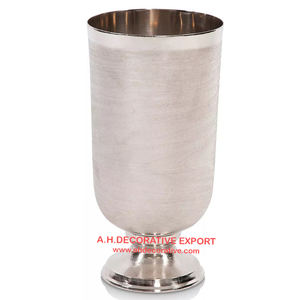 New Design Metal Textured Handcrafted Decorative <b>Vase</b> Antique Table Top Handmade <b>Vase</b> <b>for</b> <b>Sale</b> Premium <b>Flower</b> <b>Vase</b> <b>for</b> Decors - Product Image 2