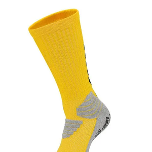 Chaussettes de sport tricotées élégantes à équipage élevé pour les amateurs d'entraînement de printemps Chaussettes d'entraînement fonctionnelles et à la mode - Product Image 2