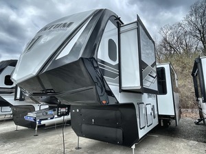 NUEVO 2025 G-R-A-N-D RV D-E-S-I-G-N M-O-M-E-N-T-U-M Clase M 344M DISPONIBLE PARA LA VENTA - Product Image 1