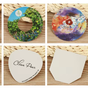 Disco Vertedor de Vino Color Dorado, Material PET Ecológico y Desechable - Product Image 1