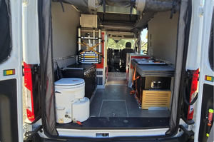 LISTO PARA CONDUCIR, USADO |   CONDUCCIÓN IZQUIERDA |   Volante a la derecha |   Conversión de Autocaravanas FORDDSS TRANSITTSS 350 2020 - Product Image 2