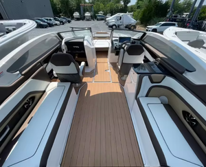 Jet-boat de luxe Yamaha 275 SE 2023 d'occasion, 27 pieds, avec moteur hors-bord de 500 CV, bateau de travail avec remorque à vendre - Product Image 5