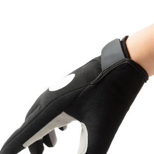 Gants de cyclisme en cuir PU pour l'hiver, chauds et chauds, design personnalisé, boutique de gants de cyclisme personnalisés, gants de cyclisme antidérapants. - Product Image 6