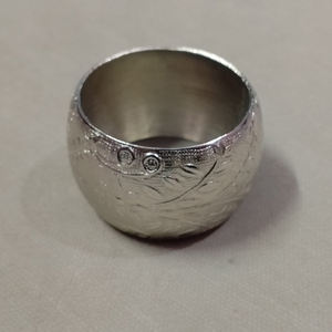 Nouveau Style Résine & Multi Couleur Forme Ronde Serviette Rond Ensemble Restaurant Vaisselle Vaisselle Utilisé Meilleur Design maison et cuisine - Product Image 3