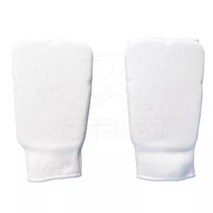 Mitaines de karaté légères pour l'entraînement, pour une précision des coups et une pratique des arts martiaux - Matériel en coton - Product Image 5