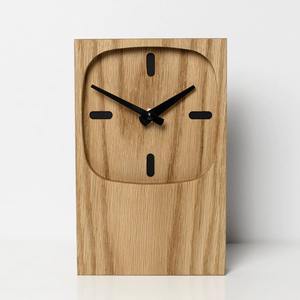 Reloj de mesa de madera MARVELOUS; complementa tanto los interiores tradicionales como los contemporáneos con un estilo sin esfuerzo. - Product Image 2