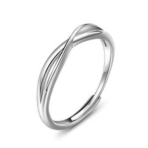 แหวนแต่งงานผู้ชาย Jeulia Twist Mobius Infinity ชุบโรเดียมและโรสโกลด์บนสแตนเลสสตีล - Product Image 2