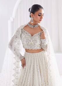 Vestidos de Novia Clásicos Pakistaníes Hechos a Mano con Espalda de Encaje de Cristal, 100% Seda, Largos hasta el Suelo, para Bodas Asiáticas - Product Image 3
