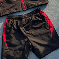 Ensemble short coupe-vent en nylon personnalisé Veste imprimée respirante en tissu plissé à carreaux Combinaison short d'hiver avec fermeture éclair 2 pièces Survêtements