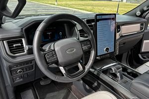 PLATINE D'OCCASION LHD/RHD 2022 F O R D F-150 LIGHTNING - Product Image 3