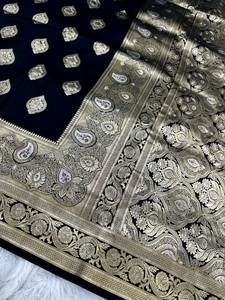 Améliorez votre style avec notre tissu de soie Banarasi doux fantaisie travail Latkan broderie de couleur vive longue longueur saree confortable - Product Image 5