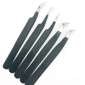 Pince à épiler manuelle en acier inoxydable japonais noir mat de haute qualité, réutilisable, stérilisée à haute température, 12 cm, avec poignée diamantée - Product Image 1