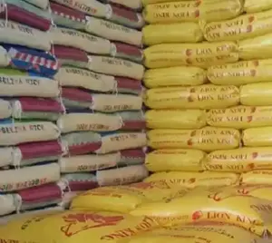 Eksportir Irri-6 beras gandum panjang 15%, 20%, 25% 30% sampai 100% nasi rusak serta harga beras Basmati