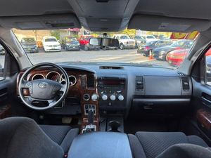 2010 TO-Yo-TA tund-RA Grade 4WD 5.7L คู่ Cab - Product Image 2