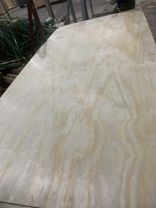 Contrachapado de Pino Vietnamita - Superficie Lisa, Impermeable y Resistente a la Humedad, Ecológico para Exteriores - Product Image 3