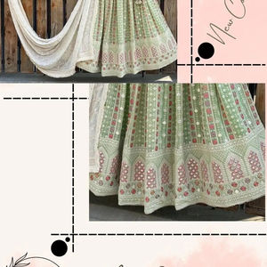 Georgette Lehenga Choli & Dupatta Ensemble floral pour femme 3 Pc Ensemble Robe de marque directement du fabricant indien - Product Image 1