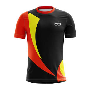Dernière conception d'uniformes de football pour hommes imprimés avec logo personnalisé/Service OEM 100% uniformes de football respirants en polyester - Product Image 3