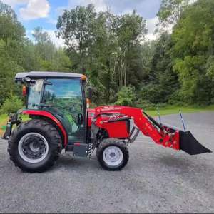 Tractor Usado Multifuncional Massey Ferguson 1736 4WD 2017 con Motor, Bomba, Caja de Cambios, Rodamientos y Cargador de Ruedas para Agricultura - Product Image 1