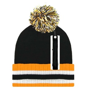 Nisar Sons Industry OEM Gorros de Invierno Personalizados de Alta Calidad Unisex de Lujo en Poliéster/Algodón a Rayas con Pompón para Adultos - Product Image 5