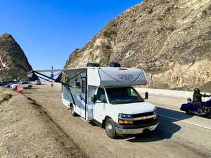 รถบ้านหรูหรา 2024 Coach Men Cross Trail 23XG สีดำ/เทา/น้ำเงินเข้ม สำหรับ 4-6 คน มาตรฐานยูโร 5 ขนาด 2.35 เมตร - Product Image 6