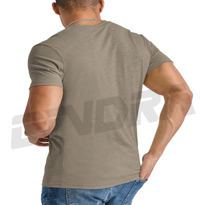Performance T-shirt à manches courtes pour hommes T-shirt d'entraînement de gymnastique à séchage rapide Haut d'entraînement respirant léger Vêtements de sport Conception personnalisée - Product Image 3