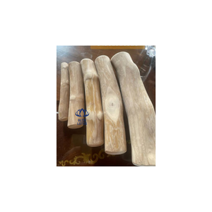 Bâton à mâcher pour animaux de compagnie en bois de café naturel, le plus vendu, durable et de qualité supérieure, choix écologique pour le jeu et l'activité quotidiens - Product Image 1