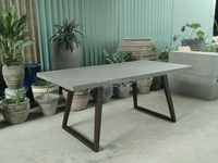 Table à manger en béton pliable légère de haute qualité, design traditionnel, structure en bois imperméable, mobilier d'extérieur fabriqué au Vietnam
