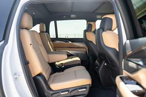 SUPER CLEAN 2025 CADILLAC ESCALADE IQ SPORT 2 PRÊT À ÊTRE EXPÉDIÉ - Product Image 4