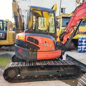 รถขุดขนาดเล็กมือสอง Kubota U55-5 ผลิตในญี่ปุ่น ประสิทธิภาพเสถียรสำหรับงานดิน - Product Image 3