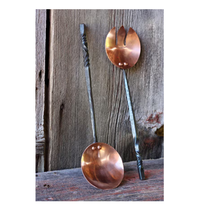 Serveurs à salade en cuivre Cuillère Designer de luxe avec poignée en métal Serveur à salade Meilleure vente Qualité supérieure au prix le plus bas - Product Image 1