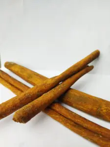 Seluruh Batang Kayu Manis Kualitas Bagus dan Harga Bagus dari Surabaya Indonesia. Perlu Bumbu Hubungi Kami.