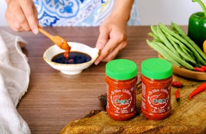 Chilica น้ำพริกร้อน212กรัมหมักเวียดนามสูตรสำหรับผัดเผ็ดทอดจุ่มและส่งออก - Product Image 5