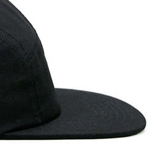 Gorra de Béisbol de Alta Calidad, Nueva Llegada, al por Mayor, Personalizada, con Visera Plana y Parte Trasera Cerrada, Fabricada en Pakistán - Product Image 3