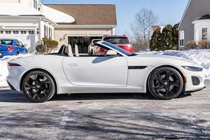 Jaguar F-Type Convertible 2021 Usado, Volante a la Izquierda/Derecha - Product Image 3