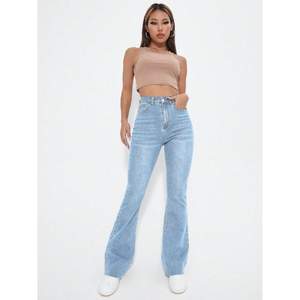 Jeans de mezclilla de moda con corte de bota, ajustados, con efecto desgastado y acampanados, para verano, uso diario, tela cómoda y transpirable, estilo urbano. - Product Image 5