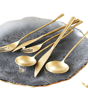 Ensemble de couverts en acier inoxydable avec poignées en bois disponibles en forme et taille personnalisées pour un usage régulier - Product Image 6