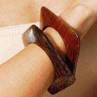 Brazalete de madera más vendido, diseño moderno, pulsera de madera de acacia más vendida y tamaño y venta personalizados - Product Image 6
