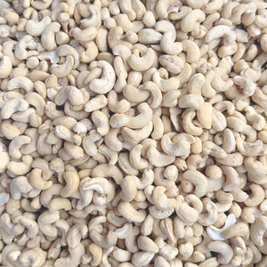 Wholesales Vietnam W180 W240 W320 W450 Cashew Nut Vacuum Bags Cashew Nuts Suppliers Santigo Vietnam OEM, ODM - Product Image 1