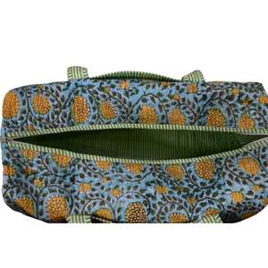 Bolsa de Viaje de Lona Acolchada Estilo Boho, Estampado Floral Indio Hecho a Mano, Bolsa de Hombro Ligera de Lujo para Mujer - Product Image 6