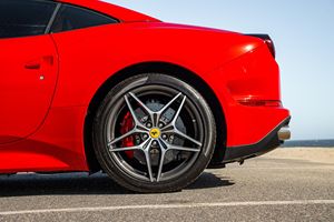 รถเฟอร์รารี่ คาลิฟอร์เนีย ที อิดิชั่น 507 คูเป้ ปี 2017 สภาพดีเยี่ยม ราคาสุดคุ้ม พร้อมส่ง - Product Image 6