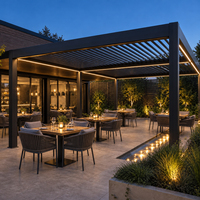 Pergola motorisée à lames orientables, pergola électrique rétractable pour extérieur avec éclairage LED et multiprise pour patio et jardin