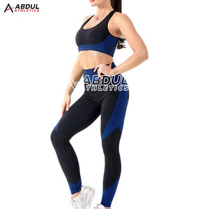 Ensemble de yoga avec tissu extensible et coupe confortable pour l'entraînement et l'exercice, parfait pour la salle de sport et les activités de plein air - Product Image 5