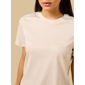 Camiseta de Mujer 100% Algodón, Corte Regular, Cuello Redondo, Manga Corta, Estilo Básico Casual, Largo a la Cadera, Marca Privada OEM - Product Image 4