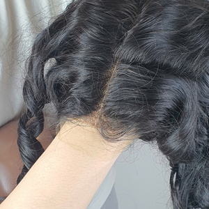 Perruques de cheveux humains de couleur naturelle de haute qualité Super Double dessiné vendeur de cheveux vietnamiens crus oeuf bouclé avec fermeture dentelle 5x5 - Product Image 4