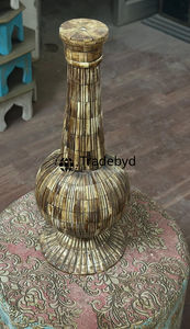 Lámpara LED E26 Moderna con Incrustaciones de Hueso Hecha a Mano, Iluminación de Mesa de Lujo para Hoteles, Villas y Hogares Tradebyd - Product Image 4