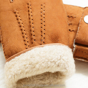 Fabricant en gros OEM et ODM de gants d'hiver à écran tactile, nouvelle mode, gants de fête luxueux et chauds pour hommes en peau de mouton - Product Image 3